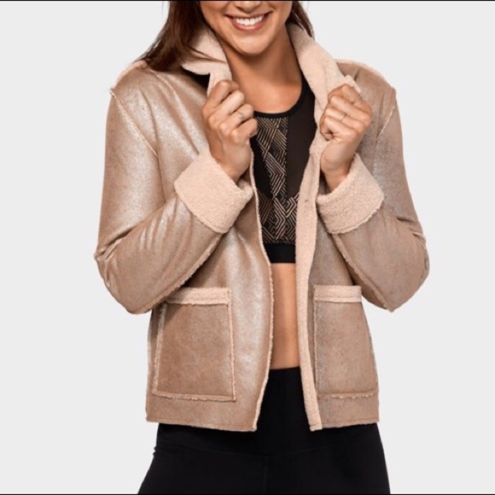 Manduka Shearling jacket - Picture 3 of 7